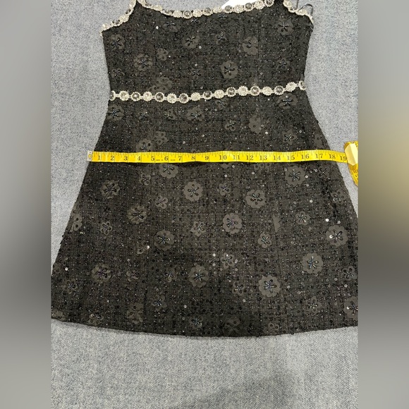 Elliatt Adeline Mini Party Dress In Black | size M - Picture 5 of 10